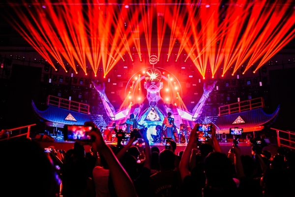 ̫���棡�Ա�����ڽ��տ�Ļ��˯�й��׼�̫�վƵꡢ��͸������