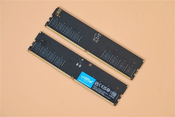 DDR450%ӢDDR5 32GBڴͼ