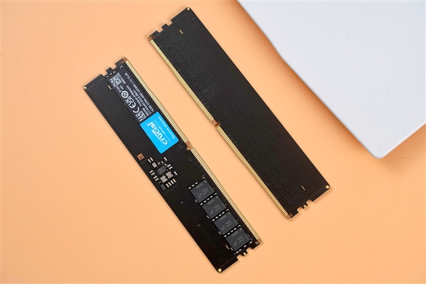 DDR5ڴʱˣӢDDR5 16GBڴͼ