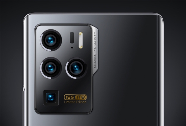 ȫ���׷�18GB+1TB ����Axon 30 Ultra����淢����6998Ԫ