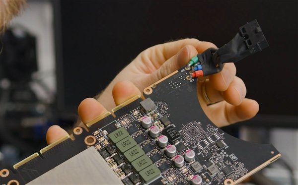 NVIDIA CMP 170HX�������ײ⣺ɢ�ȼ����ݳ�