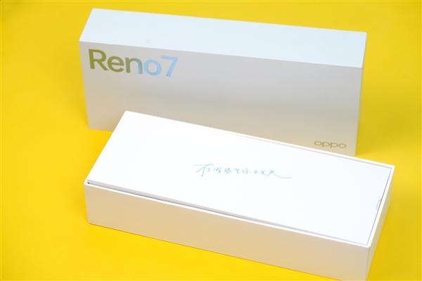 è۾ͷOPPO Reno7 ProԸͼ