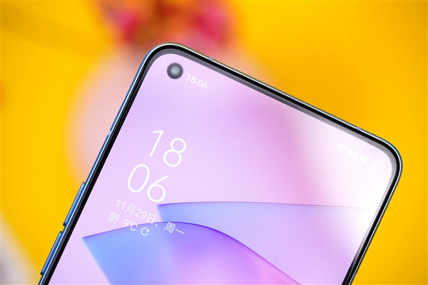 è۾ͷOPPO Reno7 ProԸͼ