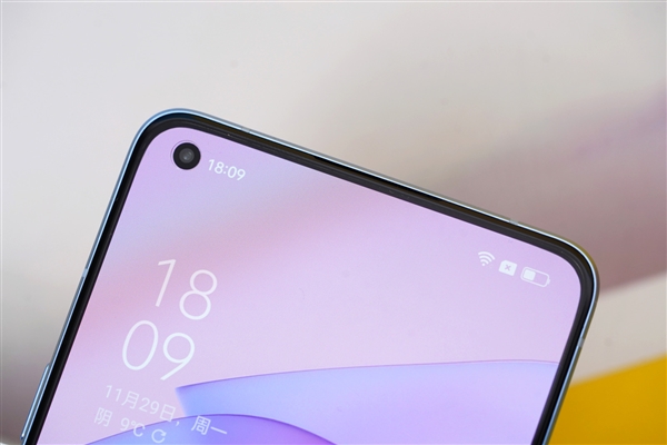 è۾ͷOPPO Reno7 ProԸͼ