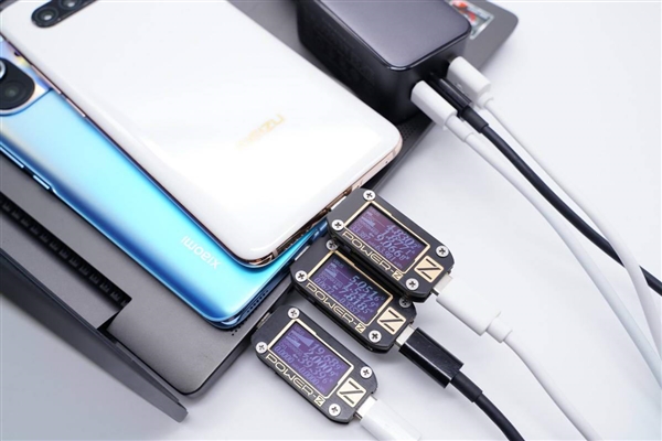 iPhone 13USB PD䣺ԭôˬ