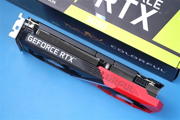 С˫ ߲ʺսRTX 3050 DUO 8GԿͼ