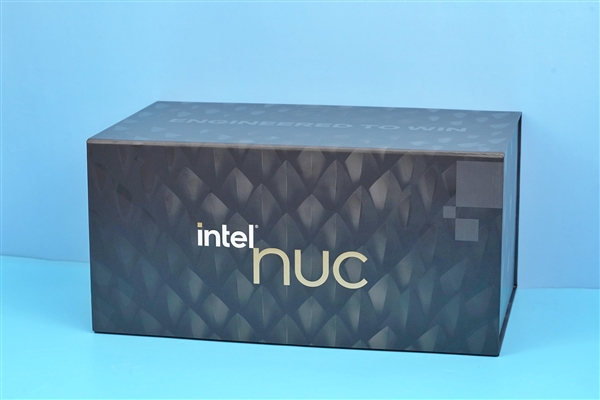 Intel龙之峡谷NUC 12 Extreme迷你机图赏：8L身材塞入酷睿i9