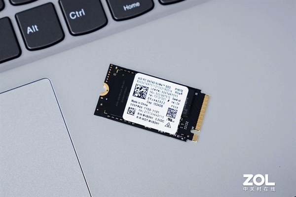 西部数据PC SN740 NVMe SSD上手：新一代神盘稳了