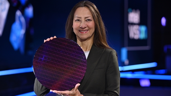 Intel 10nm至强跳票一年半！AMD Zen4做梦都能笑醒