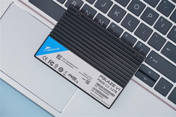 连续读写超4.8GB/s！忆恒创源PBlaze6 6530 3.2TB SSD图赏