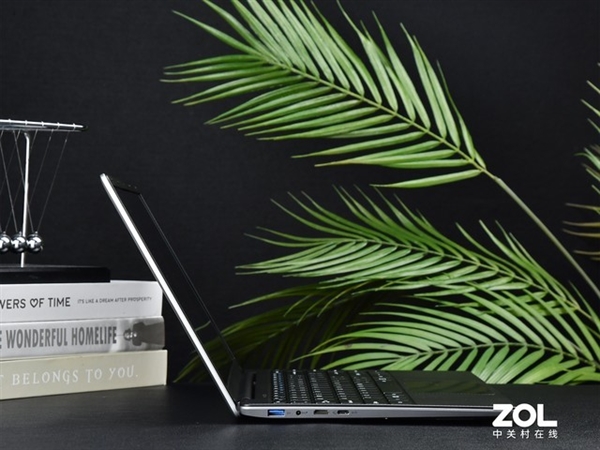 中柏EZbook X6笔记本上手：2K价位就能体验到酷睿i7