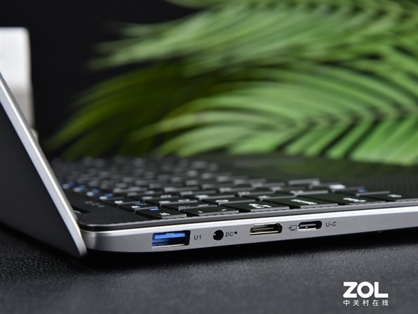 中柏EZbook X6笔记本上手：2K价位就能体验到酷睿i7