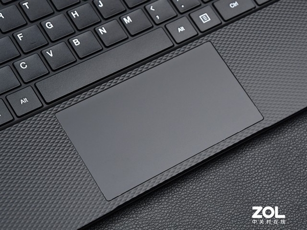 中柏EZbook X6笔记本上手：2K价位就能体验到酷睿i7