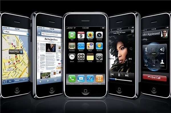 iPhone 14 Pro为何不挤牙膏？背后真相是苹果竞争力疲软