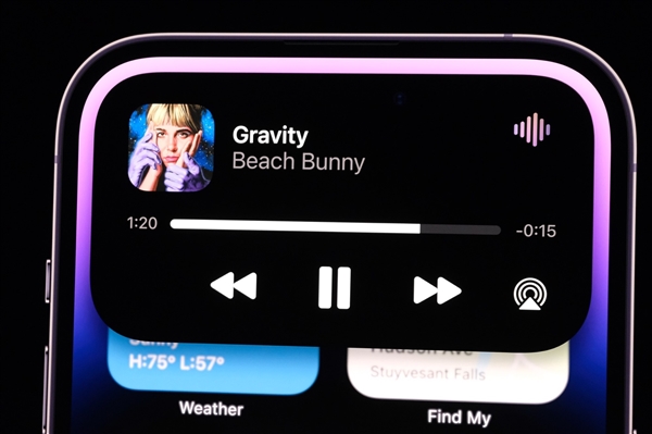 iPhone 14 Pro正式亮相：果然药丸形挖孔 苹果取名“灵动岛”