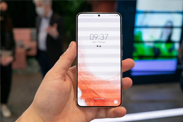 四边等宽骁龙8 Gen2旗舰 三星Galaxy S23已在路上：边框比上代更宽了