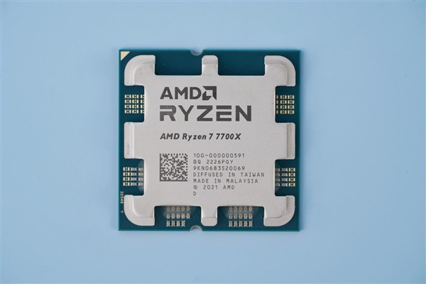 AMD新一代高性价比神U！锐龙5 7600X、锐龙7 7700X图赏