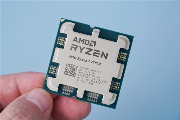 AMD新一代高性价比神U！锐龙5 7600X、锐龙7 7700X图赏