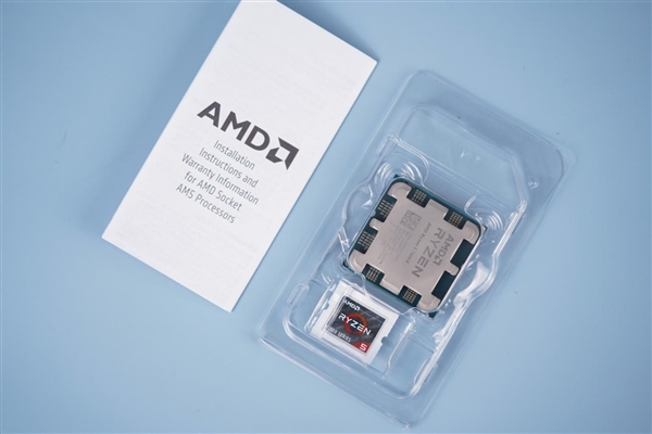 AMD新一代高性价比神U！锐龙5 7600X、锐龙7 7700X图赏