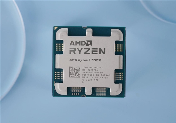 AMD新一代高性价比神U！锐龙5 7600X、锐龙7 7700X图赏