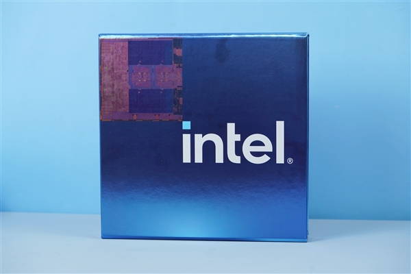 十三香来了！Intel酷睿i5-13600K、i9-13900K图赏