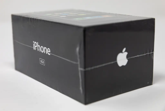 至少卖3万美元！未开封的第一代iPhone正在被拍卖