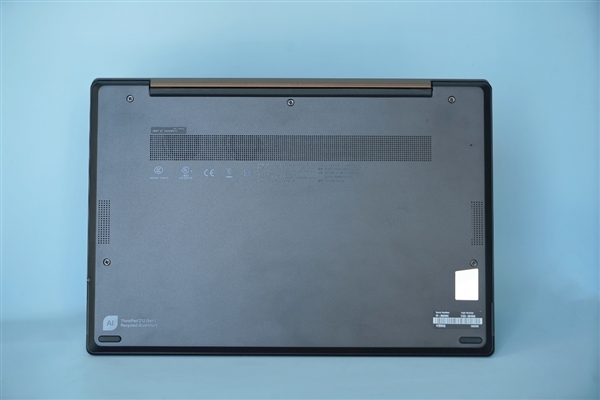 AMD量身定制锐龙！联想ThinkPad Z13笔记本图赏
