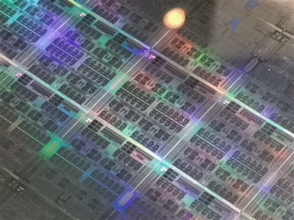 首个2nm芯片定了 富士通自研CPU将由台积电生产：没用日本国产2nm