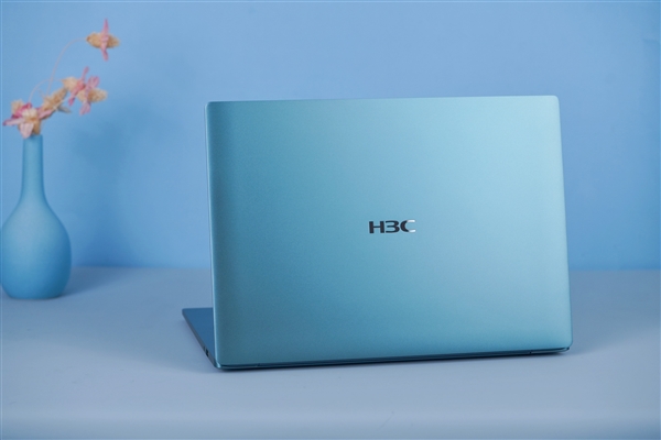 Evo认证超高性能轻薄本！H3CBook Ultra 14T开箱图赏