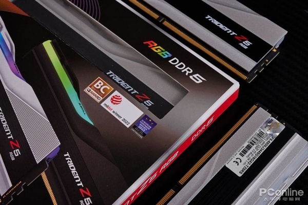 激发DDR5内存潜能！芝奇DDR5-6800幻锋戟RGB内存上手