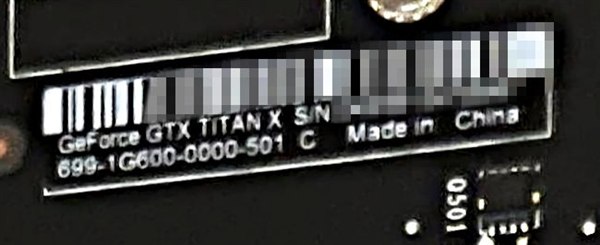 玩家买到诡异的GTX Titan X卡皇：五个接口 少了仨