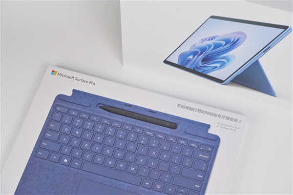 仅878g！微软Surface Pro 9二合一轻薄本图赏