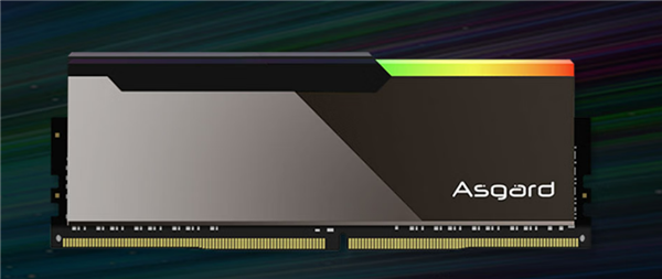 高玩一步到位 阿斯加特32GB DDR5-6800 RGB灯条1350元