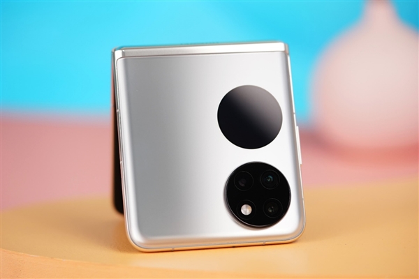 小折叠尤物！华为Pocket S冰霜银图赏