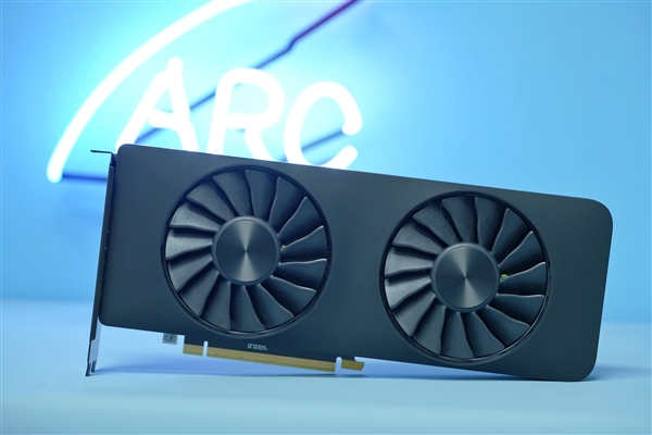 Intel Arc显卡驱动升级：吃鸡快了4％、还有16个Bug