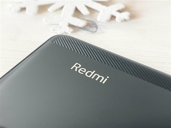 Redmi K60 Pro动手玩： 2K中国屏与狂爆性能双加持