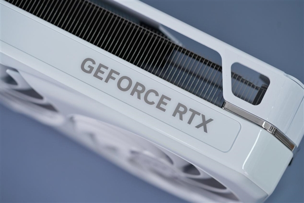 耳目一新！铭瑄RTX 4070 Ti iCraft OC12G瑷珈图赏