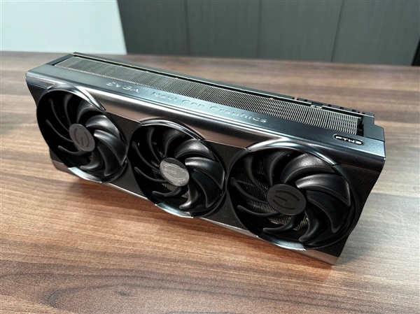 与NV决裂！EVGA RTX 4090重现人间：轻松超到世界第一