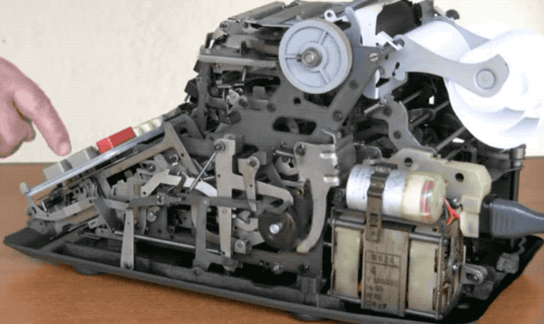 《三体》中的人列计算机怎么回事?看看它们你就懂了