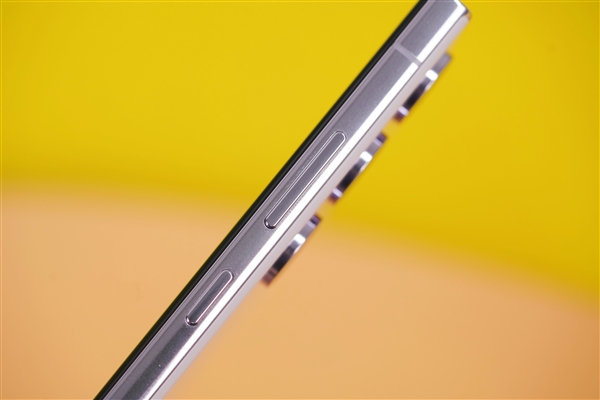 万元安卓机皇买不买？三星Galaxy S23 Ultra图赏