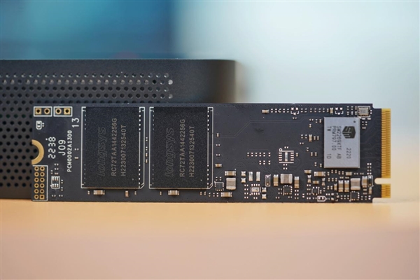 国产内存+国产SSD！小米迷你主机图赏 新办公神器