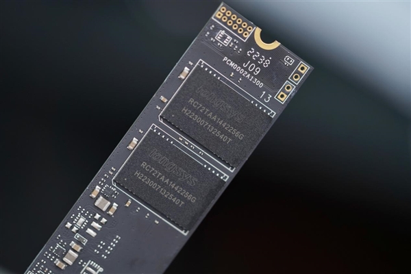 国产内存+国产SSD！小米迷你主机图赏 新办公神器