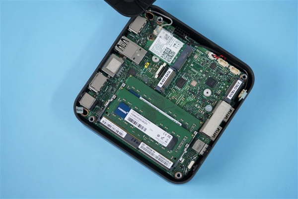 国产内存+国产SSD！小米迷你主机图赏 新办公神器