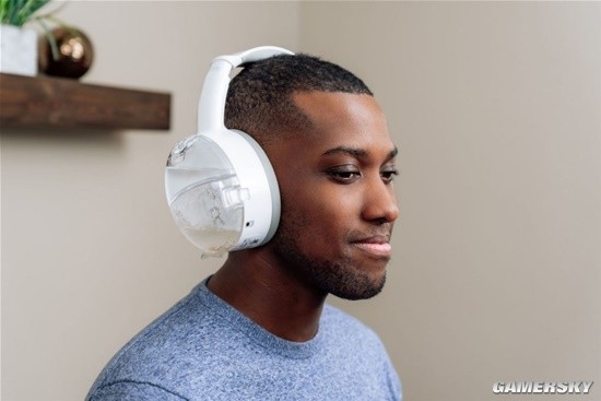 史上第一款清洁耳机：35秒就可以清理完所有耳垢