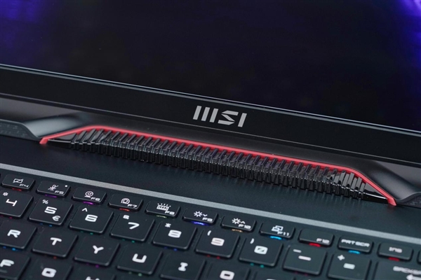 全景灯效无敌！微星泰坦GE78 HX笔记本图赏