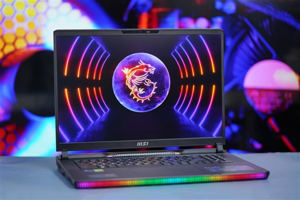 全景灯效无敌！微星泰坦GE78 HX笔记本图赏