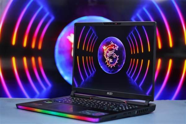 全景灯效无敌！微星泰坦GE78 HX笔记本图赏