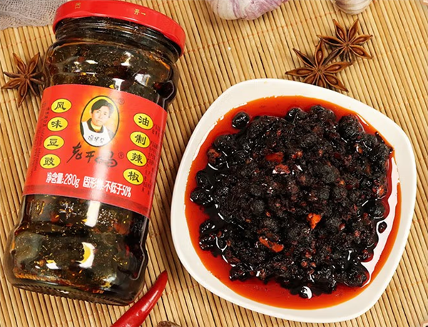 老干妈店铺公告回应退网传闻：消息不实 正常营业