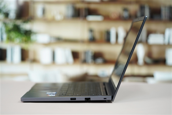 专为办公打造！华为擎云G540商务笔记本图赏