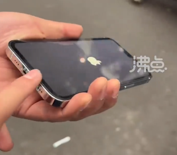 男生1900元买iPhone 14 Pro Max开机竟是安卓系统：商家被平台封禁